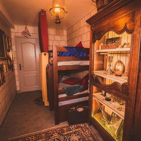 Repaire Du Sorcier Un Apartement Magique Троа Екстериор снимка